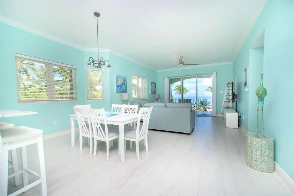 On The Bay Apartman North Side